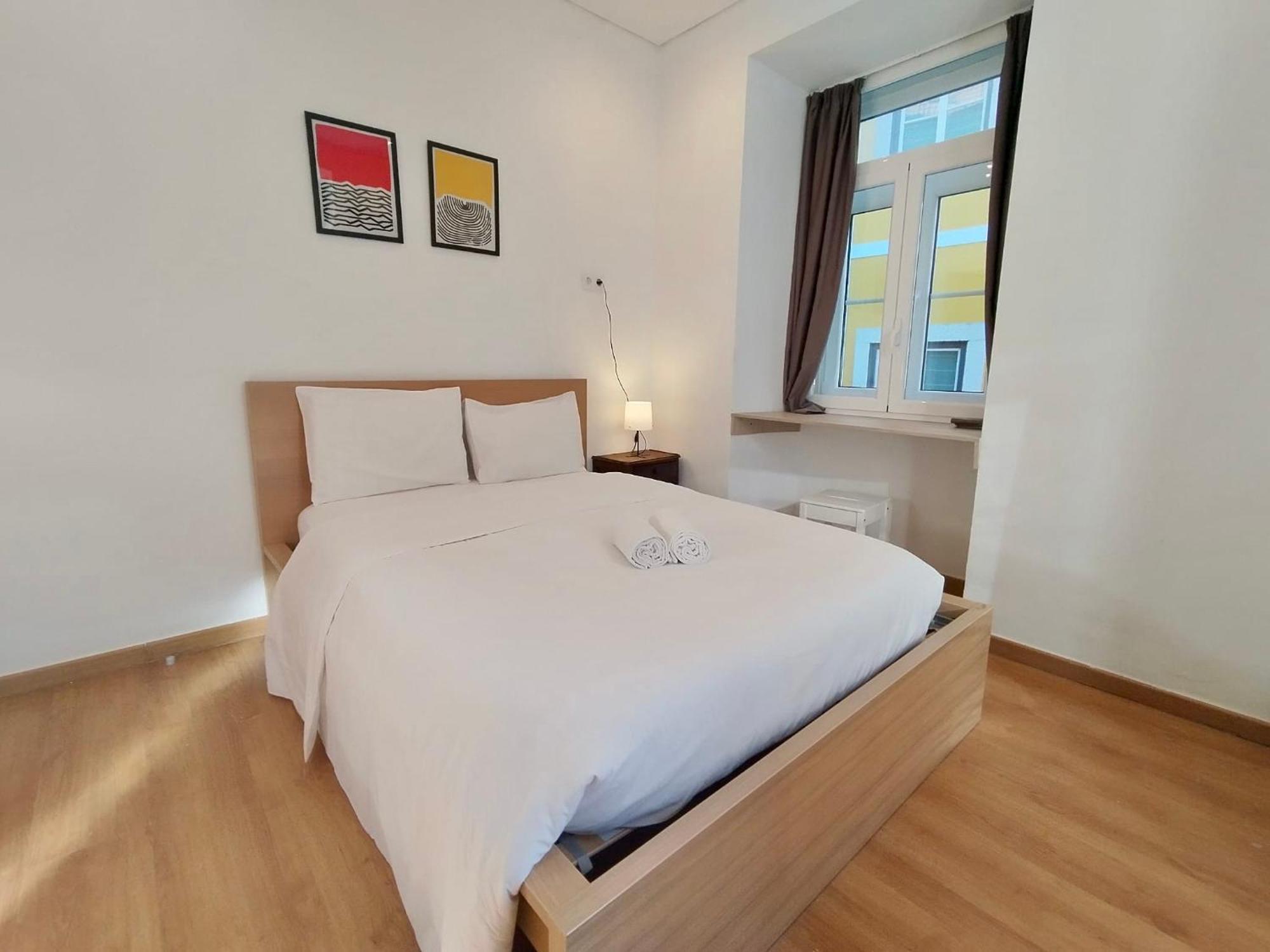 Bairro Alto Hostel Lisbona Esterno foto