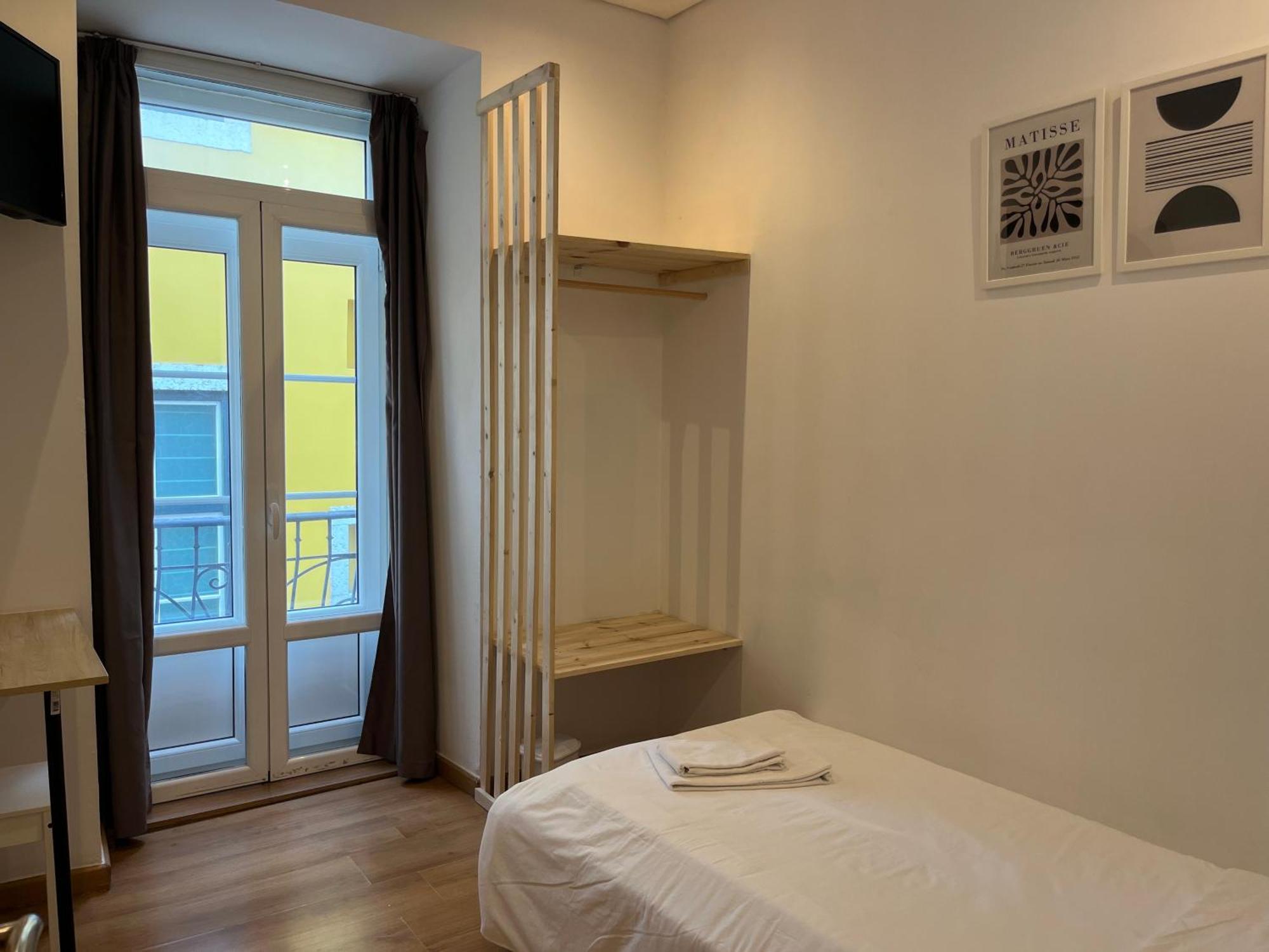 Bairro Alto Hostel Lisbona Esterno foto