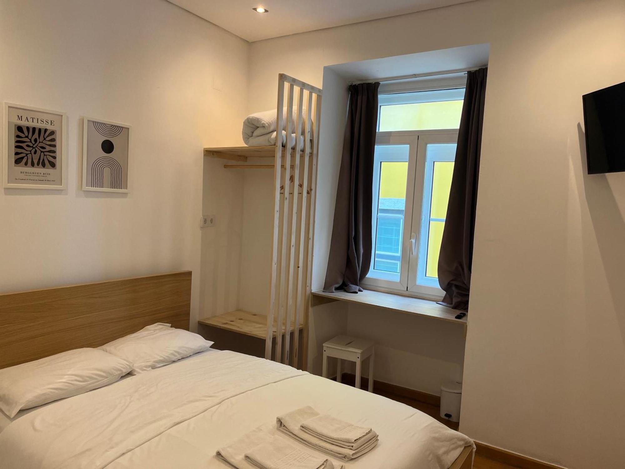Bairro Alto Hostel Lisbona Esterno foto